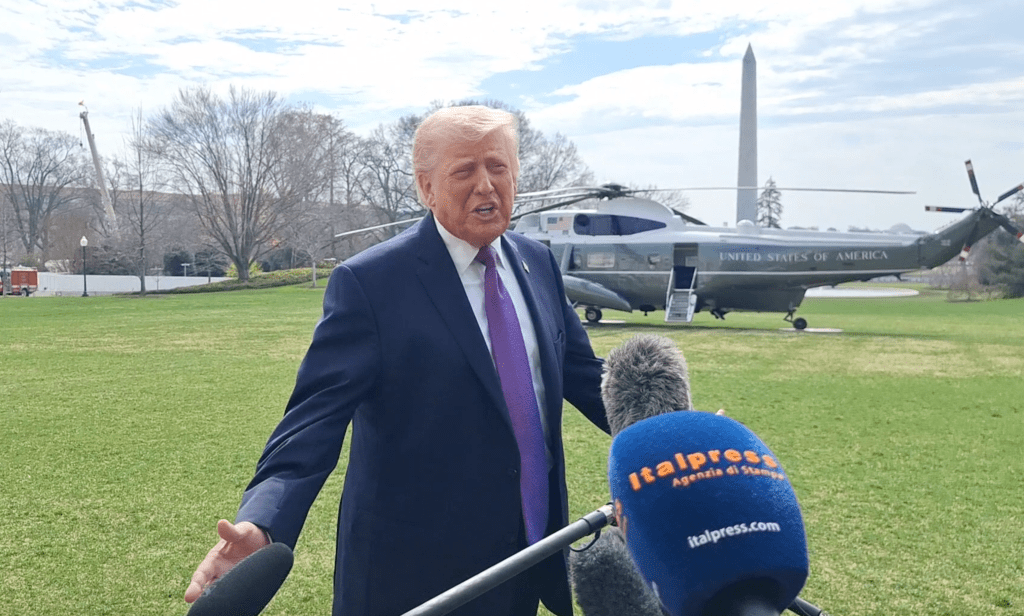 Trump “Abbiamo messo fuori combattimento tutti i sistemi di difesa&nbsp;dell’Iran”