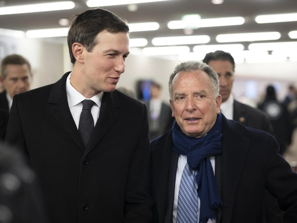Trump invia Witkoff e Kushner a Islamabad: confermati i colloqui con l’Iran, la Casa Bianca apre alla&nbsp;diplomazia