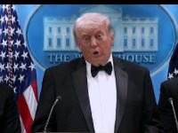 Sparatoria alla cena dei corrispondenti, Trump evacuato: fermato&nbsp;l’attentatore