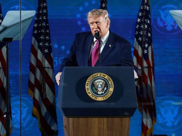 Trump a Mount Rushmore per i 250 anni degli Stati Uniti: discorso tra storia nazionale, economia e tensioni&nbsp;politiche